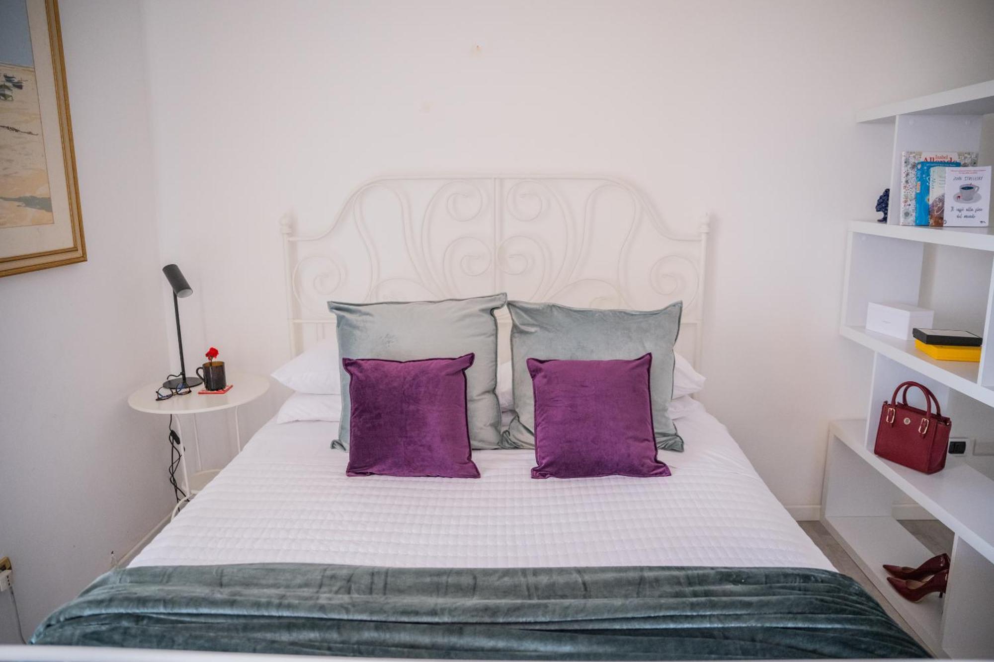 Casa Pertosa Bed & Breakfast Таормина Стая снимка