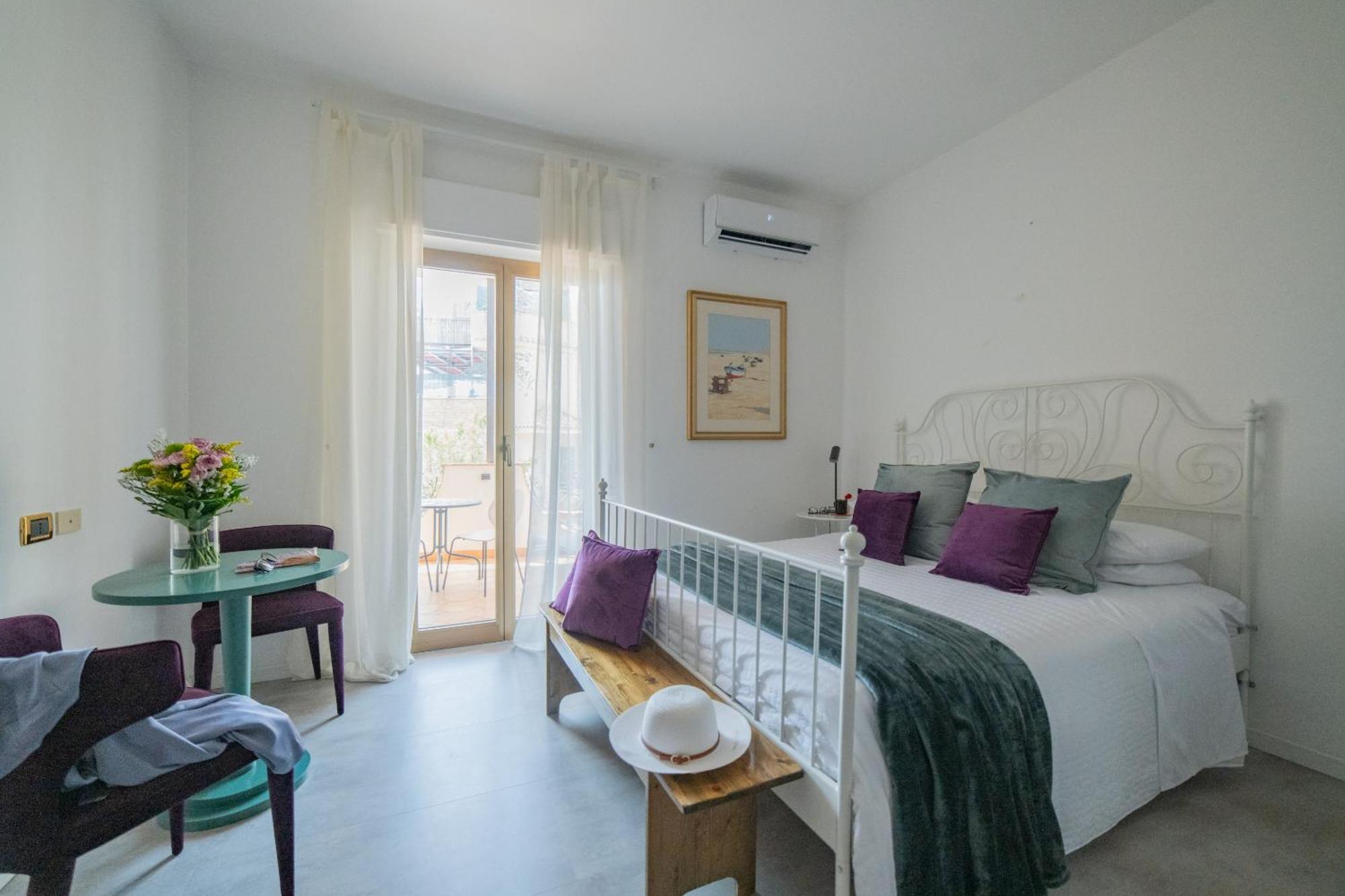 Casa Pertosa Bed & Breakfast Таормина Стая снимка